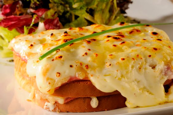 Croque-monsieur prático