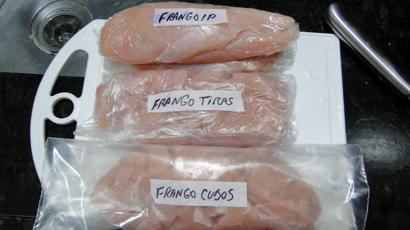 Porcionando carnes, adiantando a vida