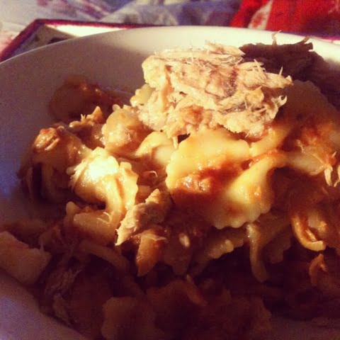 Farfalle ao molho de atum
