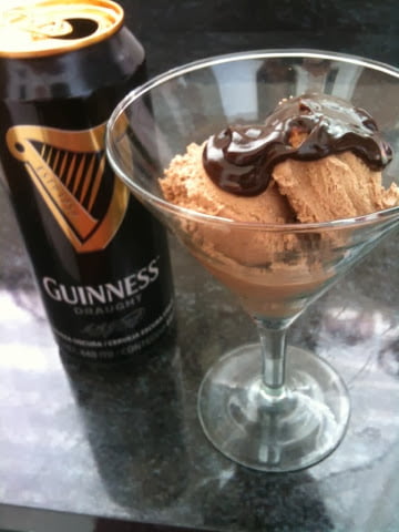 Sorvete de chocolate e Guinness® sem sorveteira